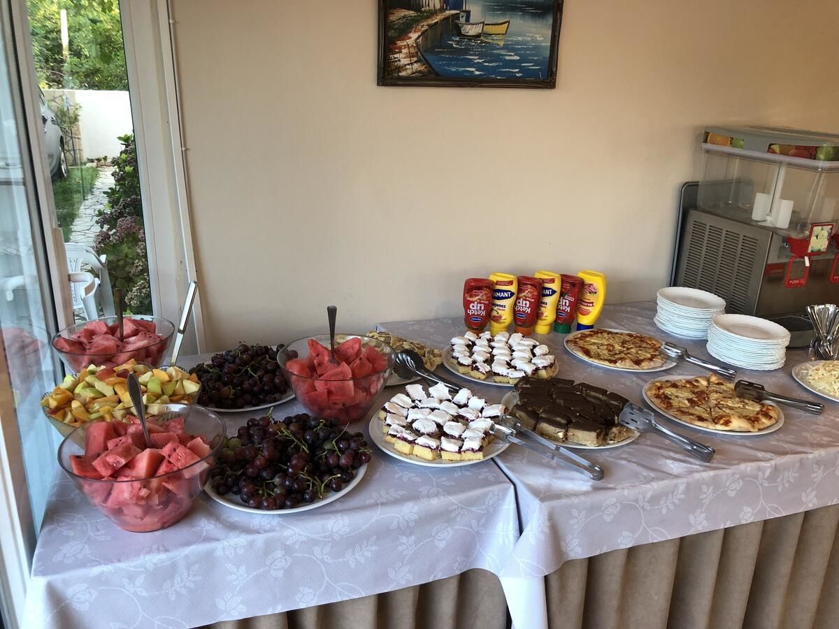 Гостевой дом Apartments Cungu Улцинь-10