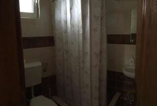 Гостевой дом Apartments Cungu Улцинь Апартаменты с 2 спальнями, балконом и видом на море-6